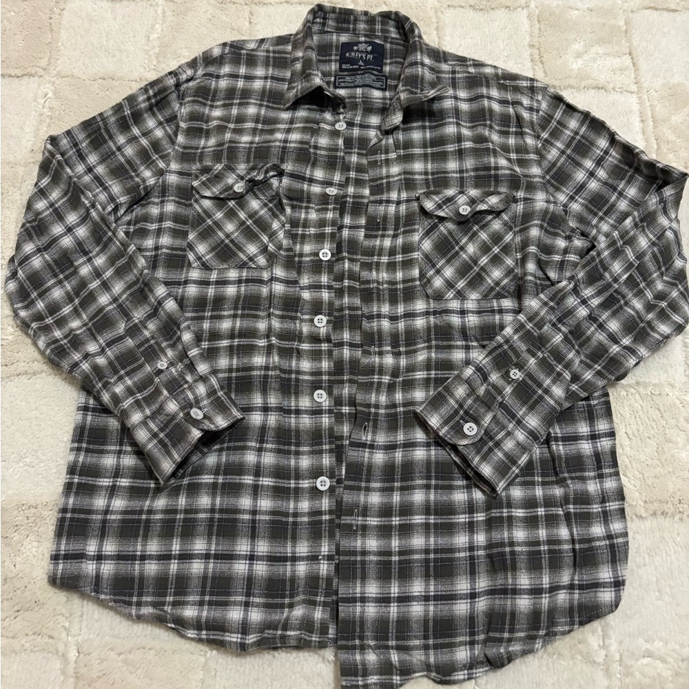 Men's Plaid Button-Up Shirt